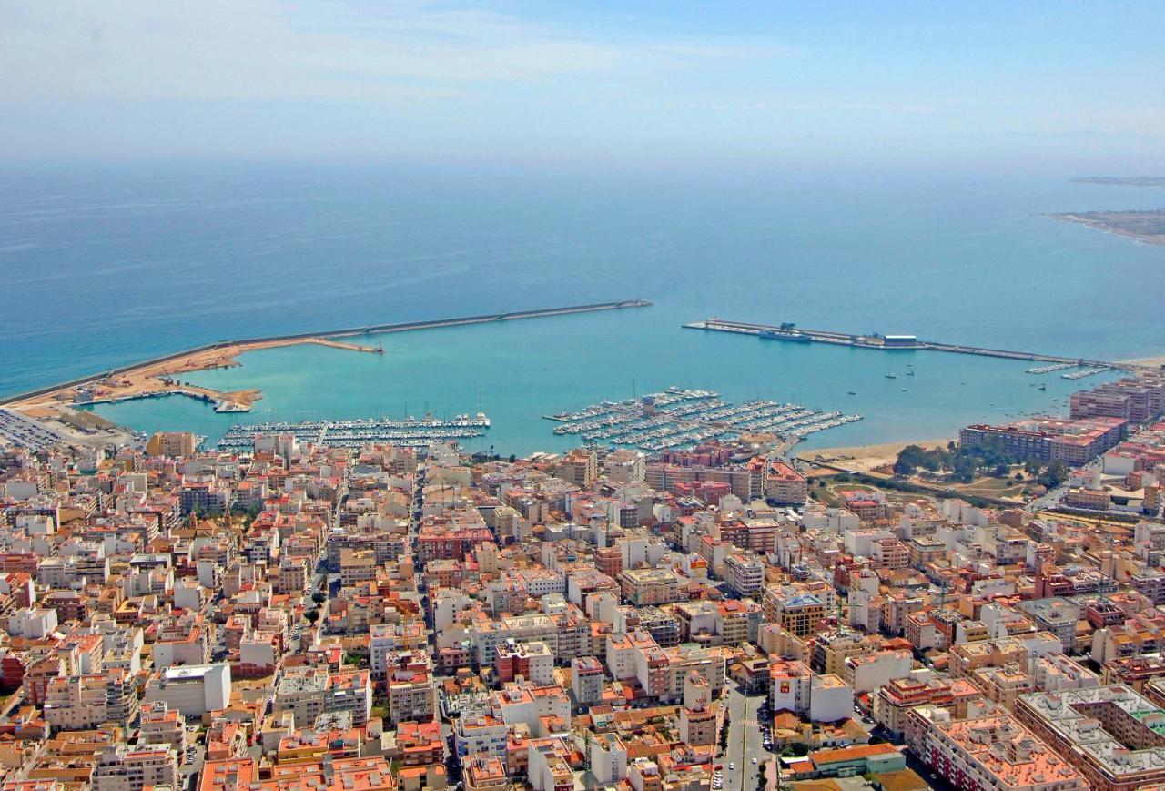 Homely Apartments Casa Mari Loli Τορεβιέχα Εξωτερικό φωτογραφία
